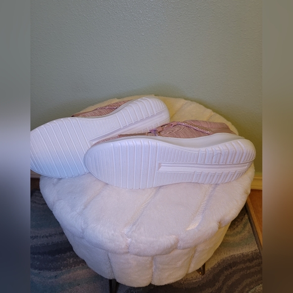 Cross Trekkers Womens Beat Slip-On Running Shoe - Picture 4 of 6